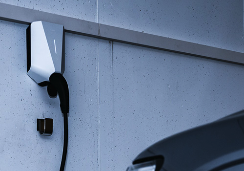 Small. Smart. Full of power.